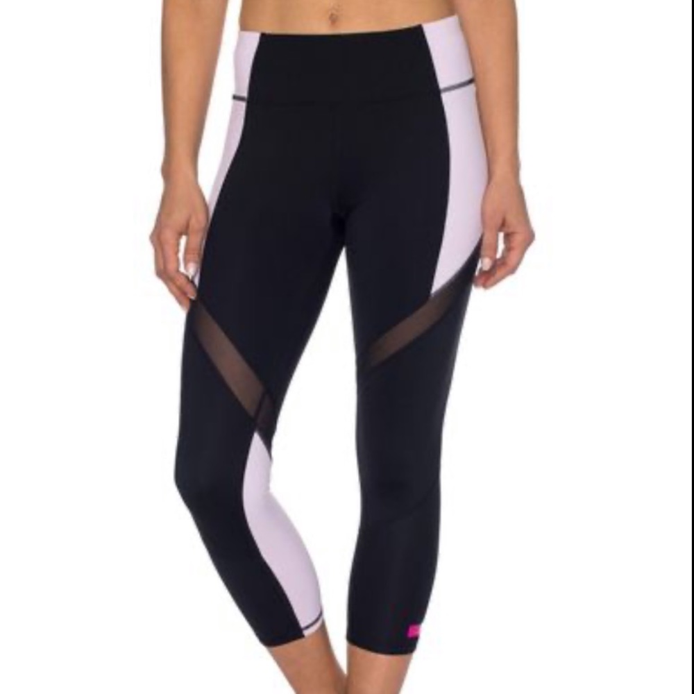 🆕 Betsey Johnson crop leggings